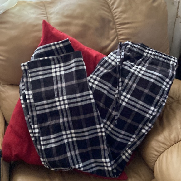 12 hr sale 🖤 Men’s lounge pants - Picture 2 of 6